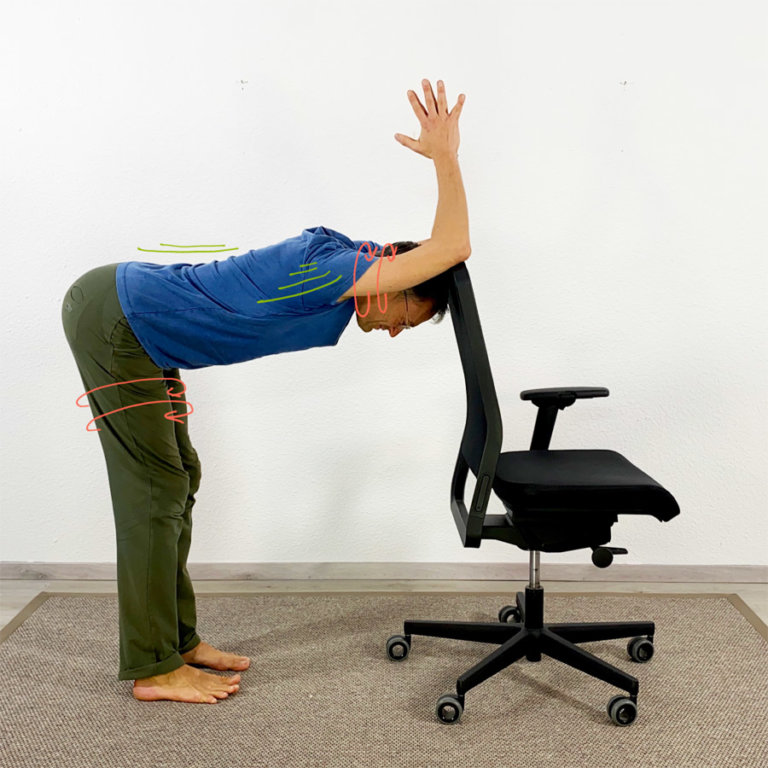 Yoga Auf Dem Stuhl 4 Einfache Übungen Im Sitzen Für Dich 